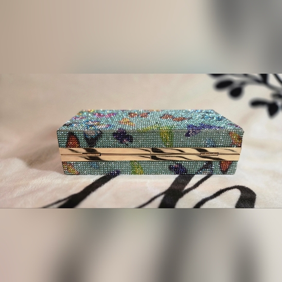 NWOT Butterfly Rhinestone Clutch (Green) - Picture 6 of 10